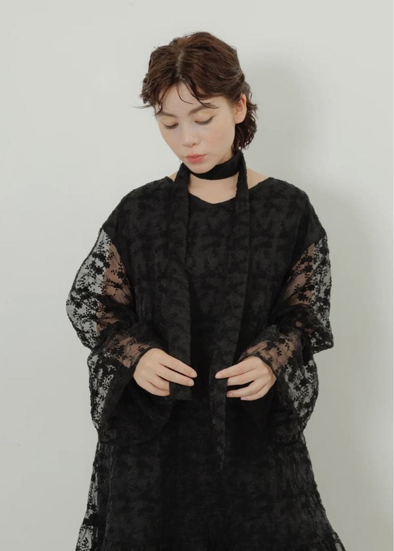 YOURMLE ブラックレースフレアスリーブワンピース
