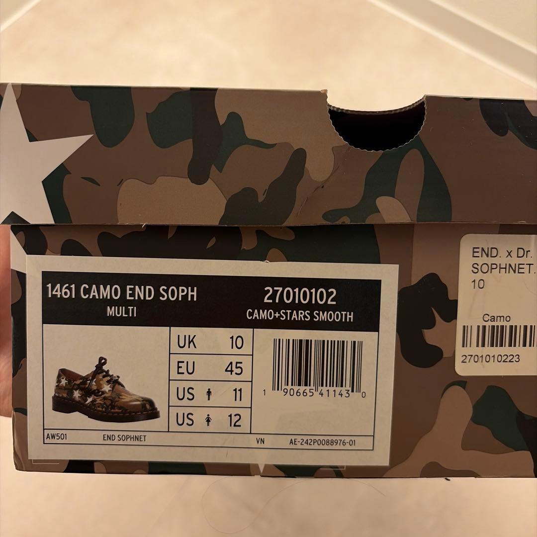 Dr. Martens SOPHNET. END.カモフラージュ星柄ローファー