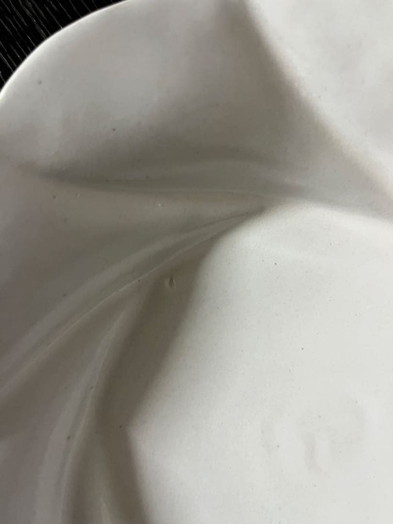 mama-koto　 安部太一さんの輪花深皿、河合竜彦さんレリーフ皿