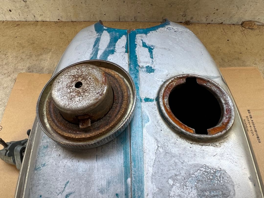 ホンダ　CB50 JX 純正タンクHONDA 希少品