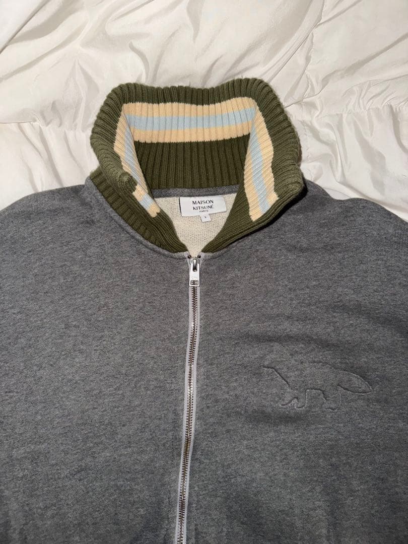 maison kitsune スウェット　ボンバージャケット