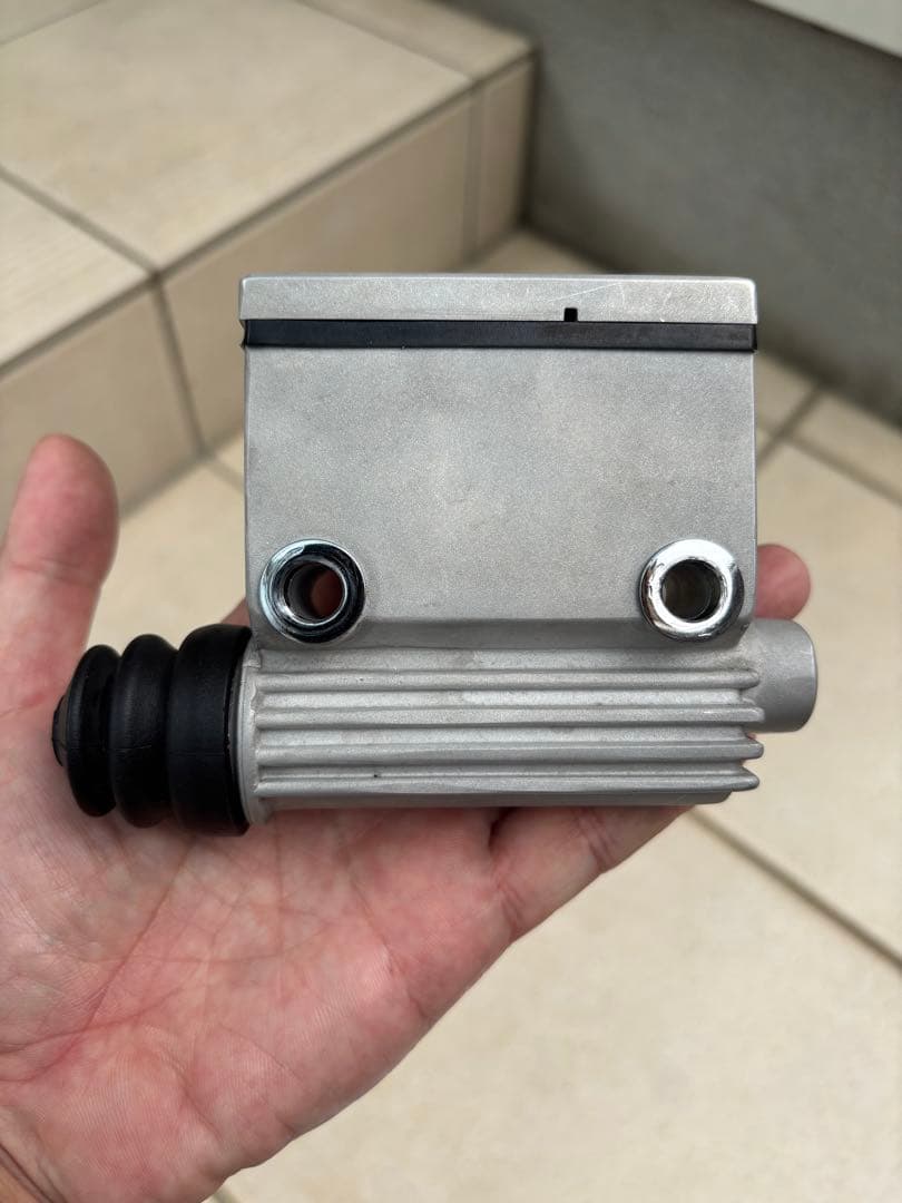 ショベルヘッド　リア　マスターシリンダー　ハーレー　チョッパー