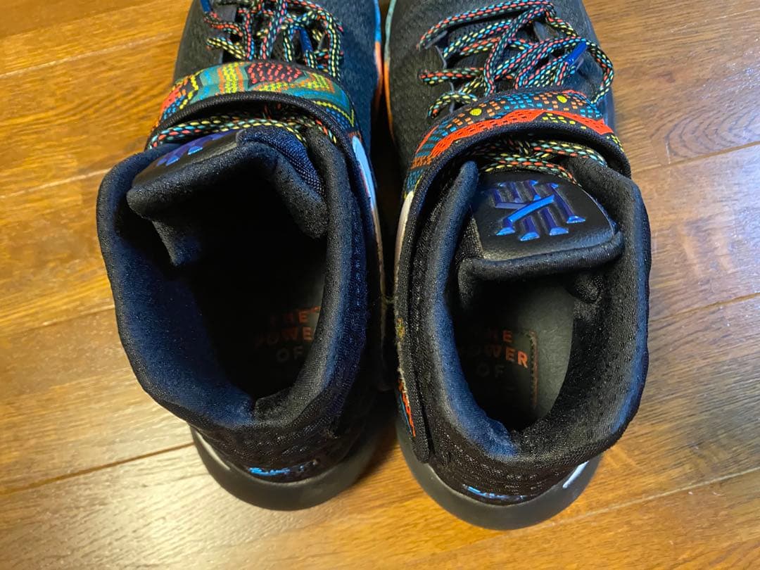 Nike Kyrie2 BHM カイリー