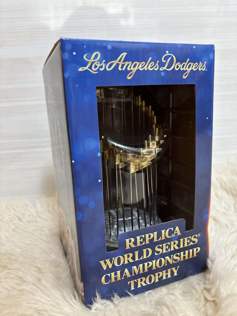 お値下 ギブアウェイ❗️優勝 ドジャース ワールドシリーズ トロフィー レプリカ