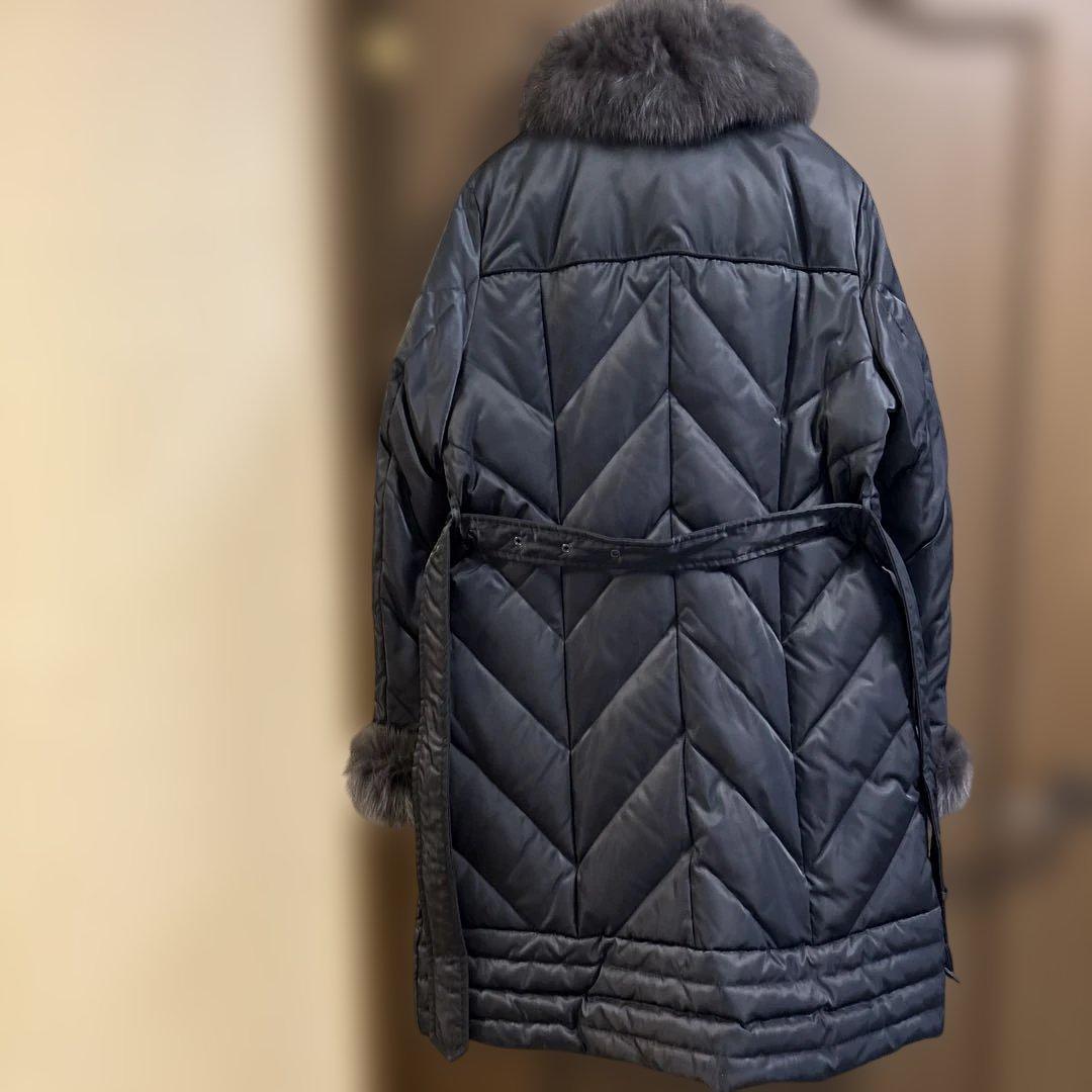 Aquascutumダークグレー ダウンロングコートファー付き/Lサイズ