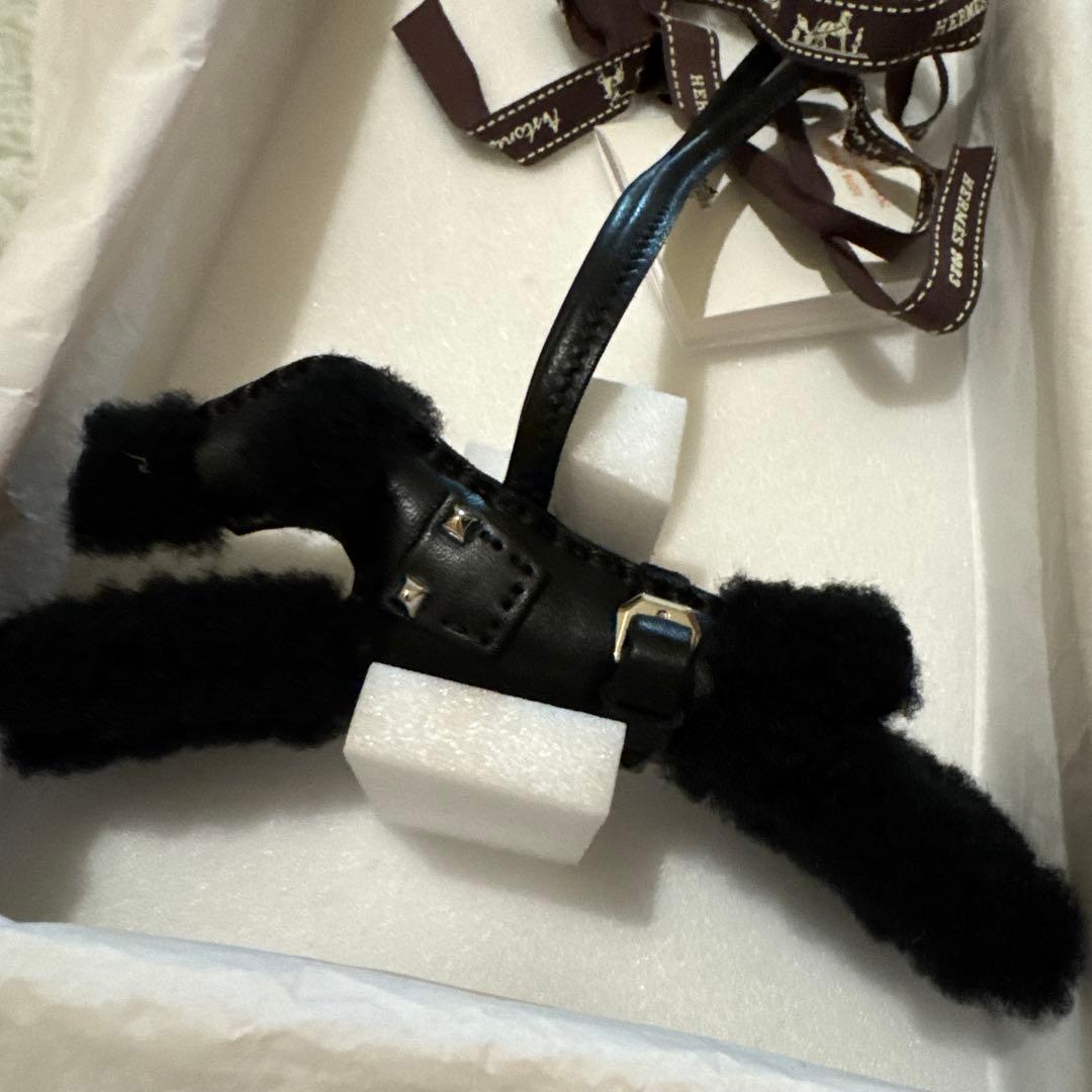 エルメス　チャーム　ロック犬