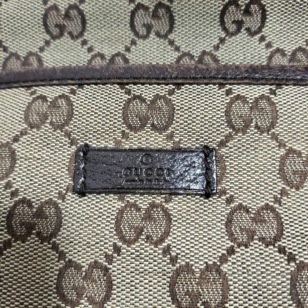 GUCCI GGパターン ショルダーバッグ　キャンバス　斜め掛け