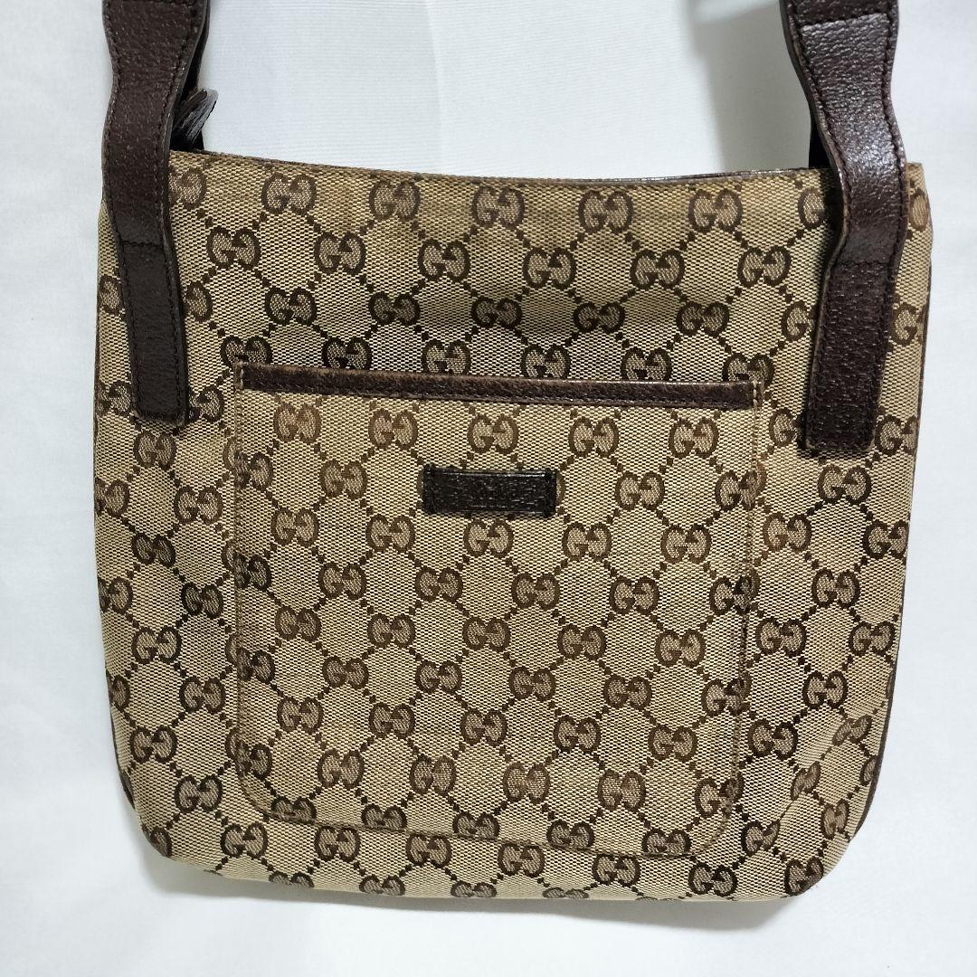 GUCCI GGパターン ショルダーバッグ　キャンバス　斜め掛け