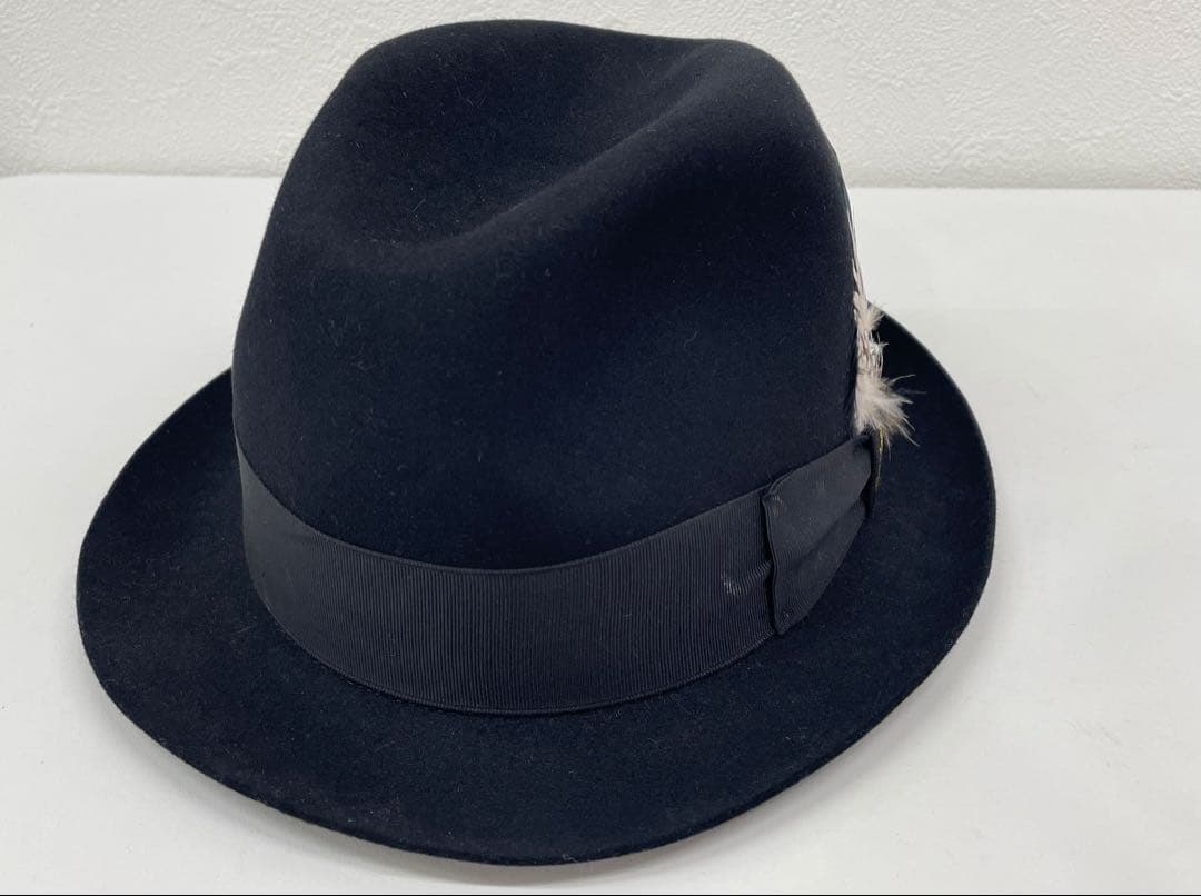 定価64,800円【美品】ボルサリーノ 羽根つき 高級ハット M58 ブラック