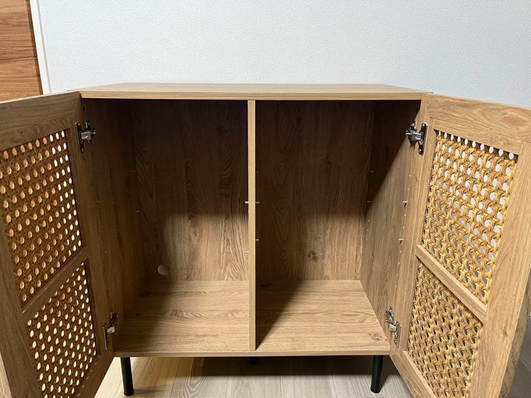 LOWYA　ラタン調キャビネット　リビングボード