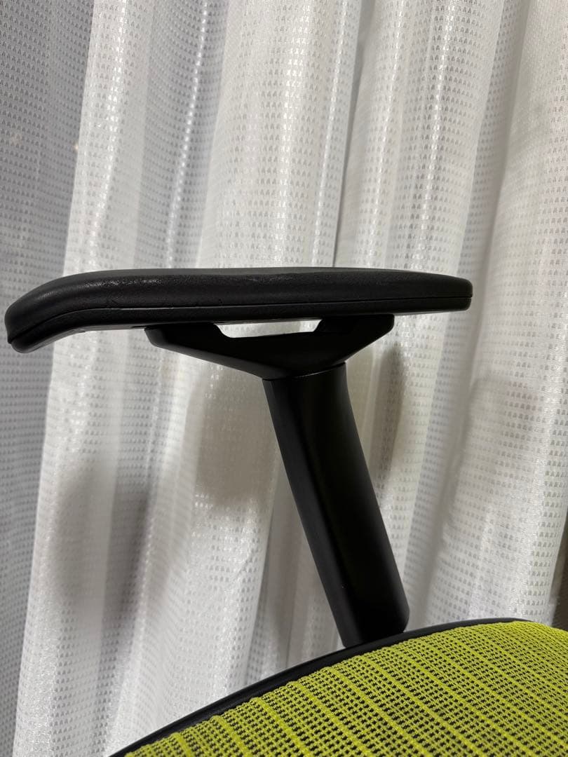 エルゴヒューマン　エンジョイ　ヘッドレスト