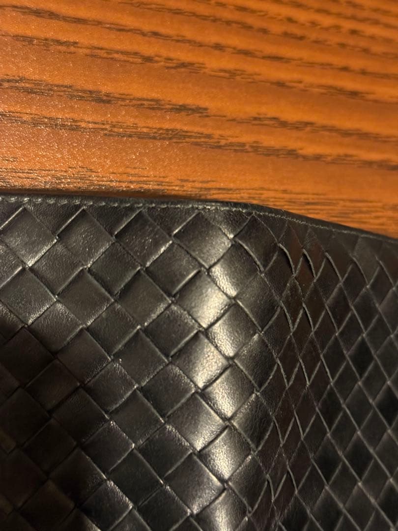 黒 レザー 編み込み 二つ折り財布