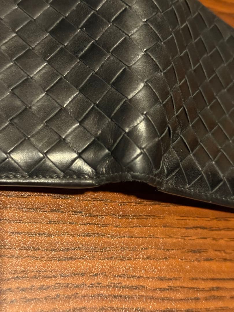 黒 レザー 編み込み 二つ折り財布