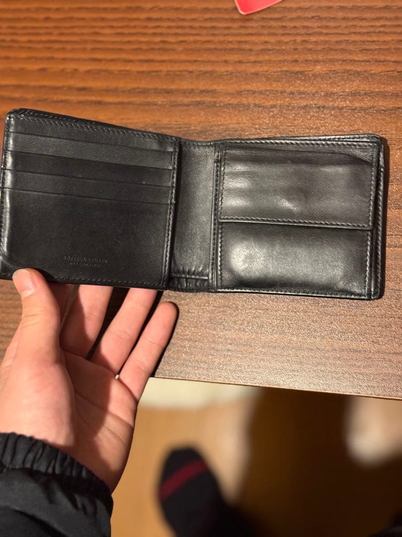 黒 レザー 編み込み 二つ折り財布