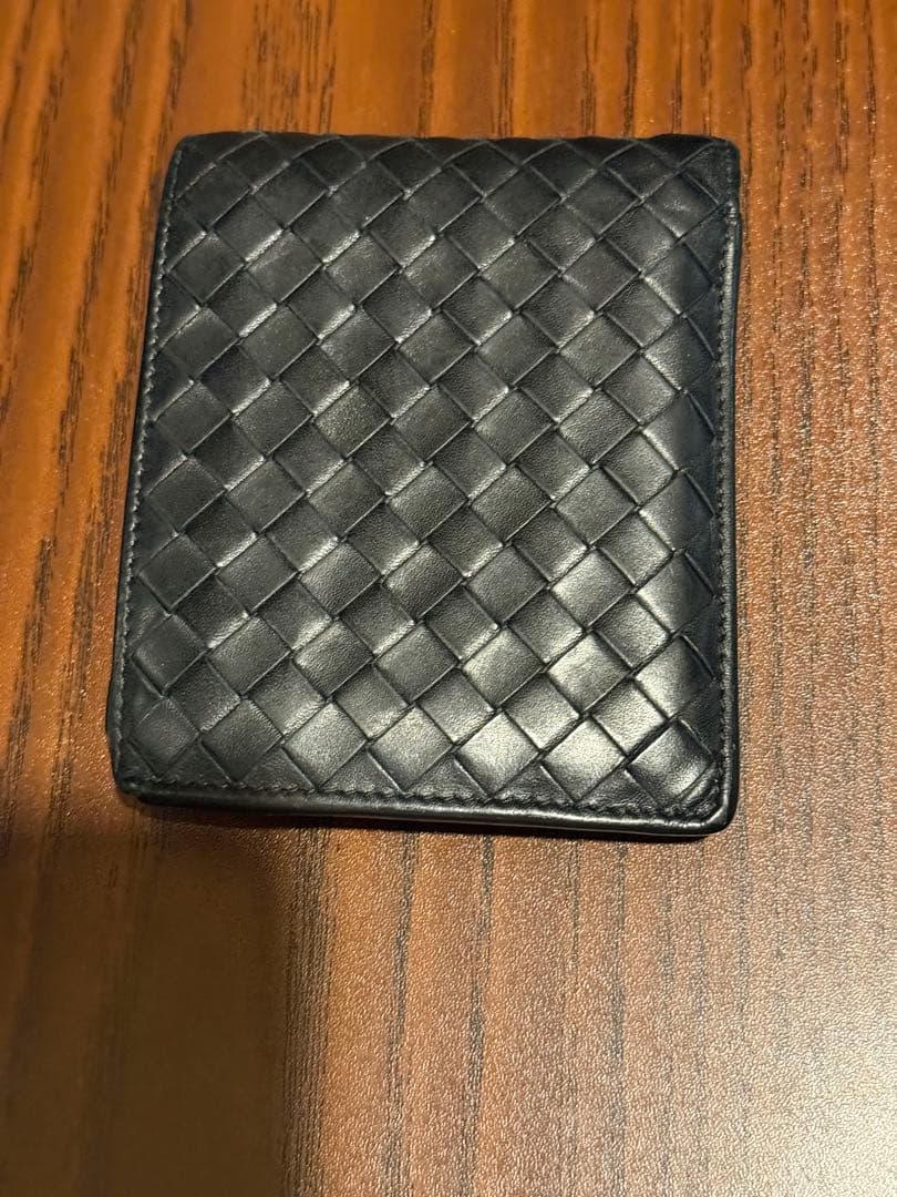 黒 レザー 編み込み 二つ折り財布