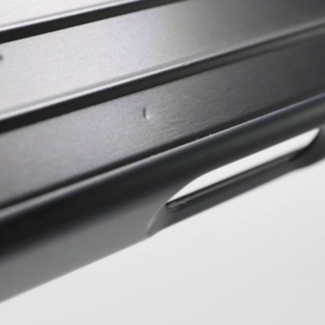 【美品】リモワiPhone 16proケース