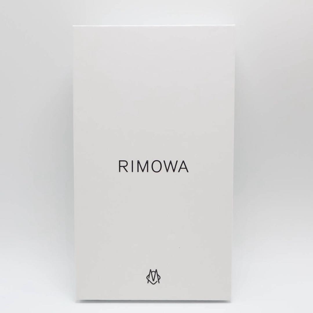 【美品】リモワiPhone 16proケース