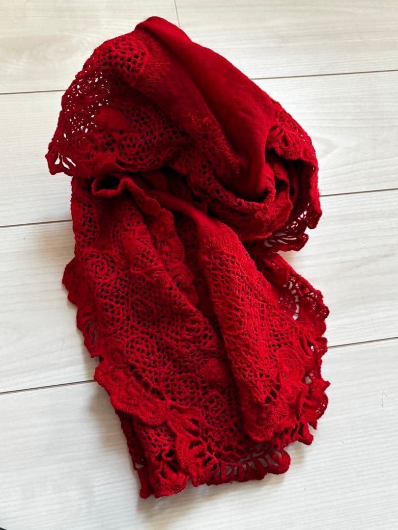 ファリエロサルティ　レア　レースエッジ 赤 ストールマフラーショール高級