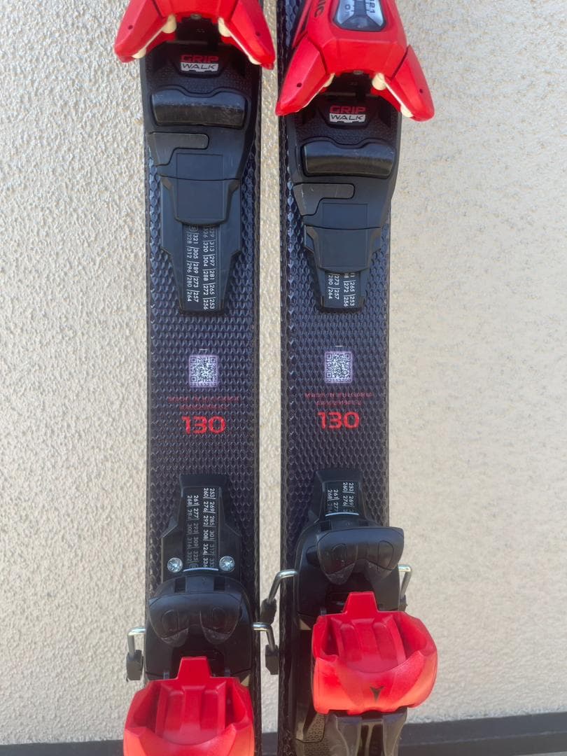 ATOMIC アトミック　REDSTER JX ジュニアスキー 130cm