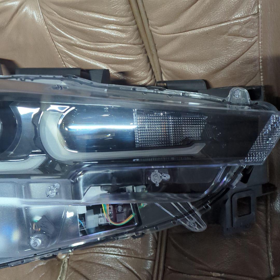 カークレストさん専用CX-8、CX-5ヘッドライト右