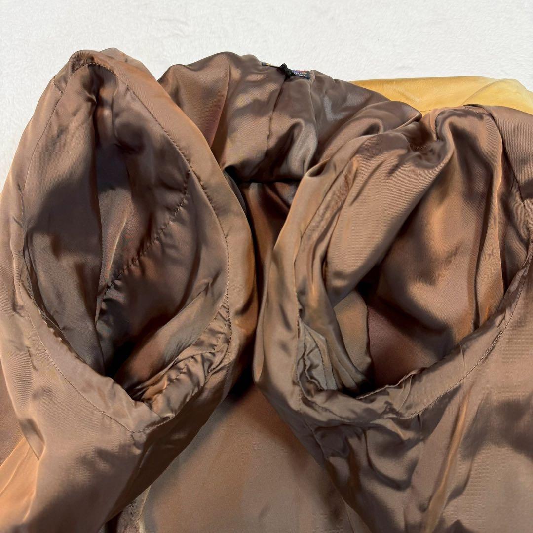 馬革 ブルーナボイン テーラードジャケット くるみボタン レザージャケット