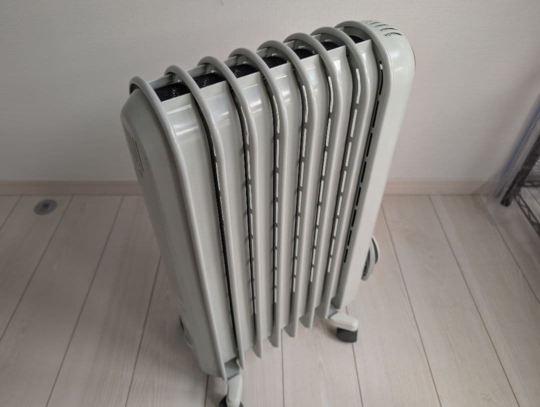 美品 デロンギ RHJ45M0807-DG 750W 省エネ オイルヒーター