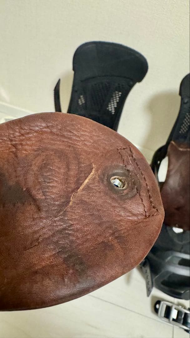 送料込み BURTON MALAVITA レザー EST