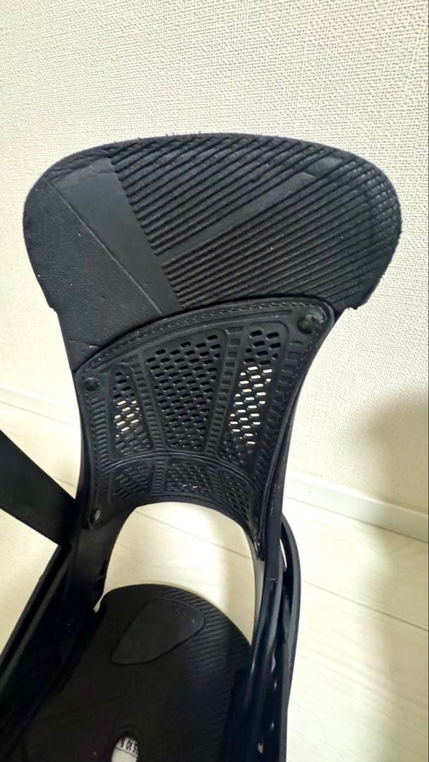 送料込み BURTON MALAVITA レザー EST