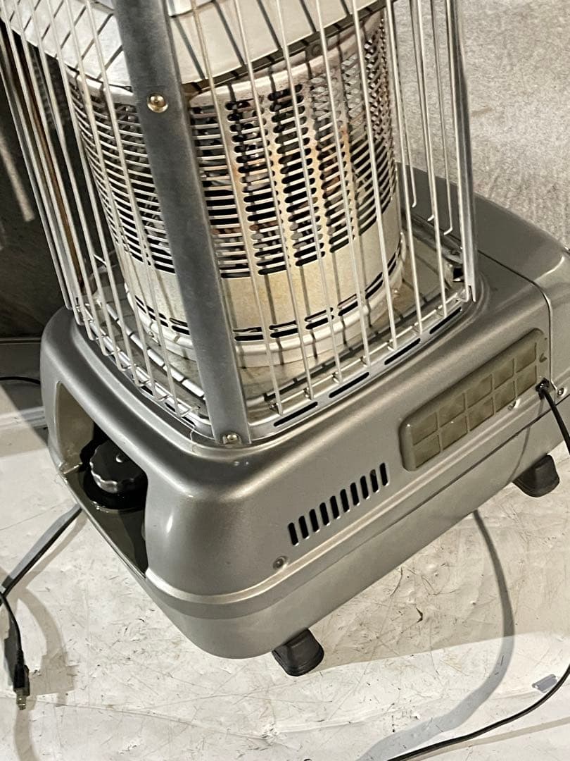 トヨトミ　石油　大型ストーブ　KF-N191 動作品