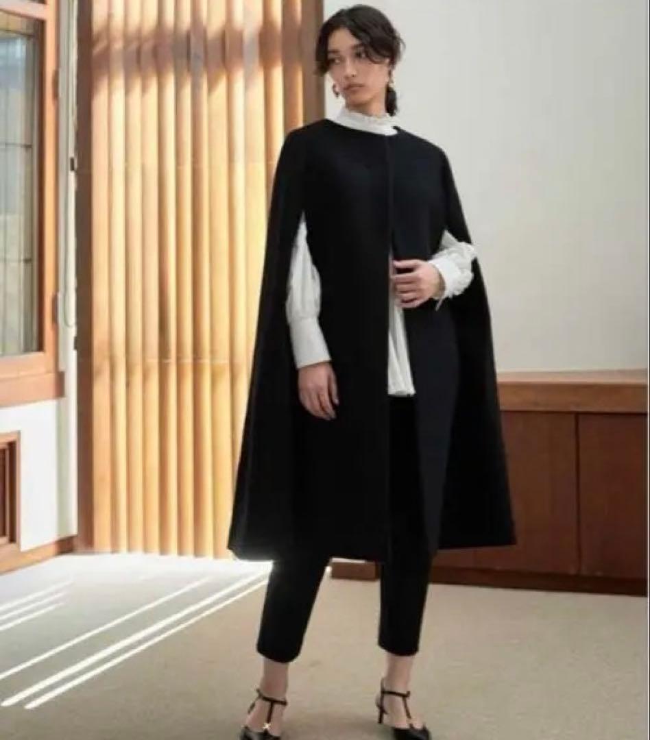 ellieケープコート　ブラック