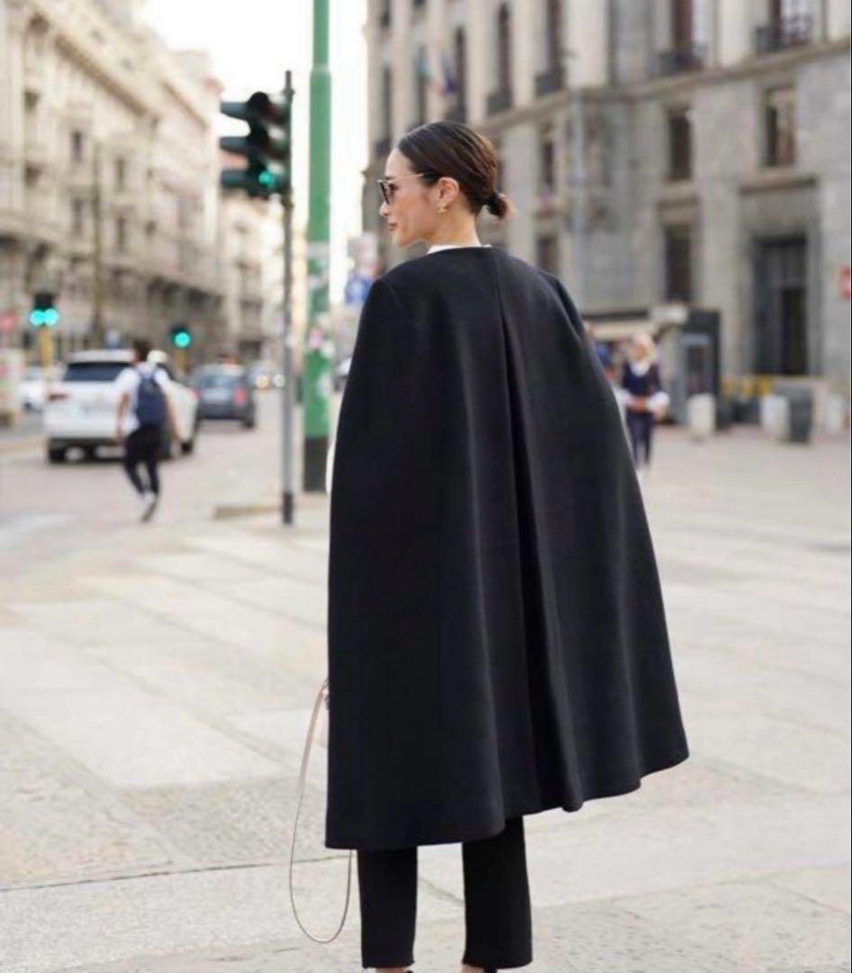 ellieケープコート　ブラック