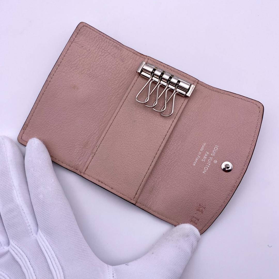 ルイヴィトン モノグラム マグノリア マヒナ ミュルティクレ4 キーケース