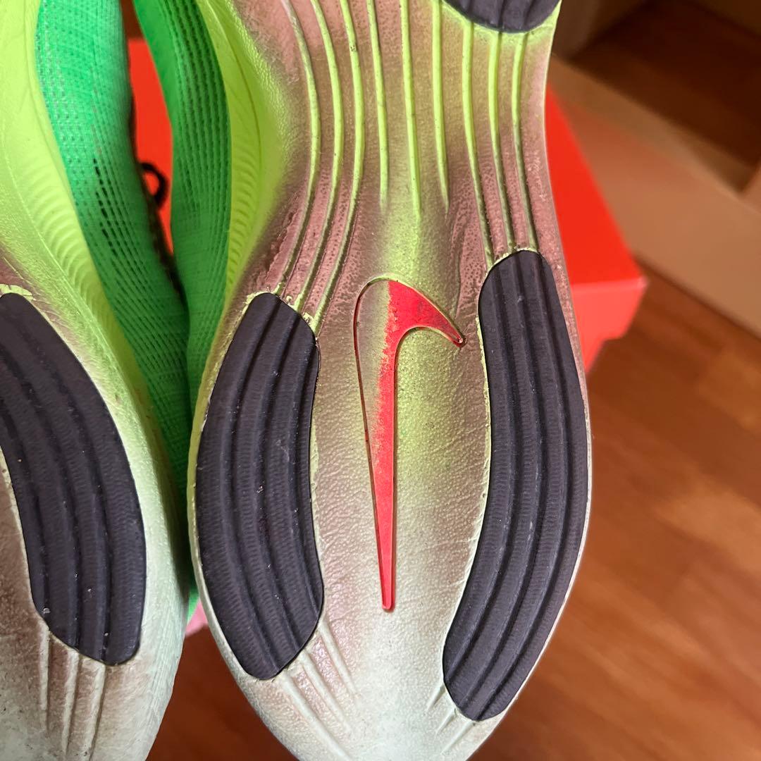 ナイキ ヴェイパーフライネクスト%2 27.0