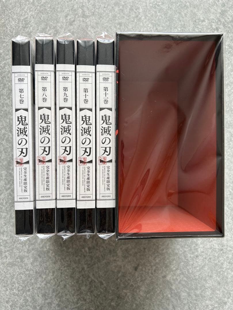 【注意】鬼滅の刃 7〜11巻まとめ売り〈完全生産限定版〉※DVDだけ取り出し済み