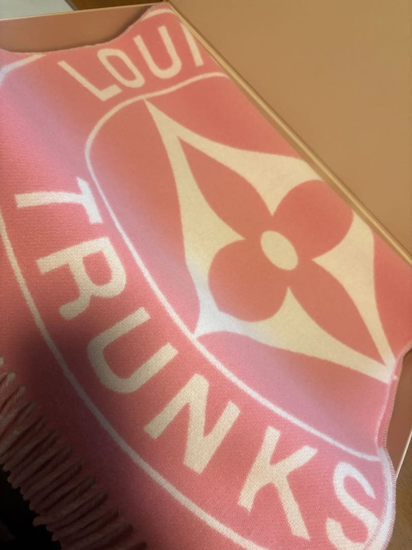 LV マフラー・ロック アンド キーズ