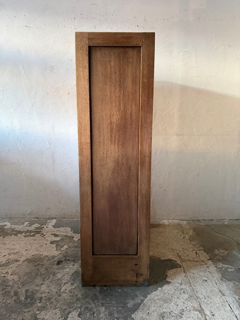 ビンテージ シャッター収納キャビネット 本棚　食器棚　剥離