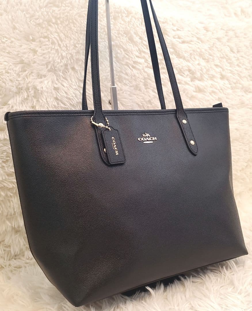 ⭐未使用⭐COACH ブラック レザートートバッグ　a4収納　大容量
