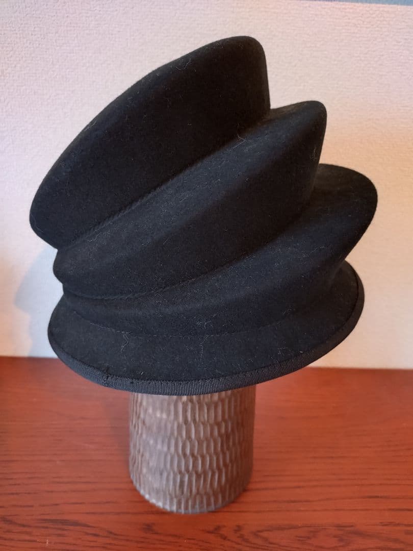【shinnirow】PoANCA　ポアンカ　オペラハウス　ウール帽子