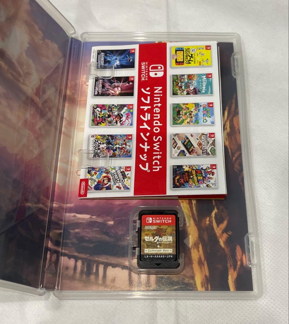 【ほぼ新品】ゼルダの伝説 ブレス オブ ザ ワイルド + エキスパンション・パス