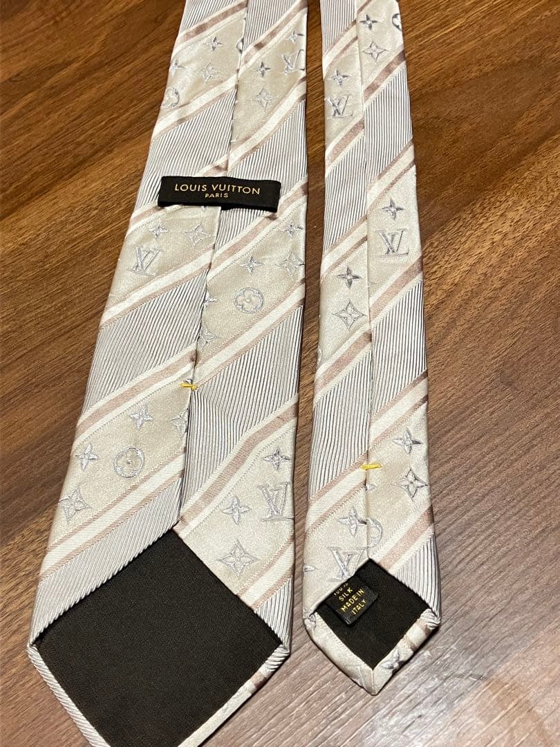 LOUIS VUITTON シルク ネクタイ ベージュ