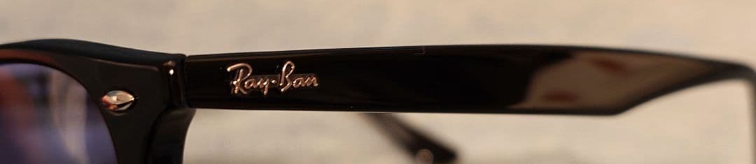 Ray-Ban RB4258F 601/80 ブラック