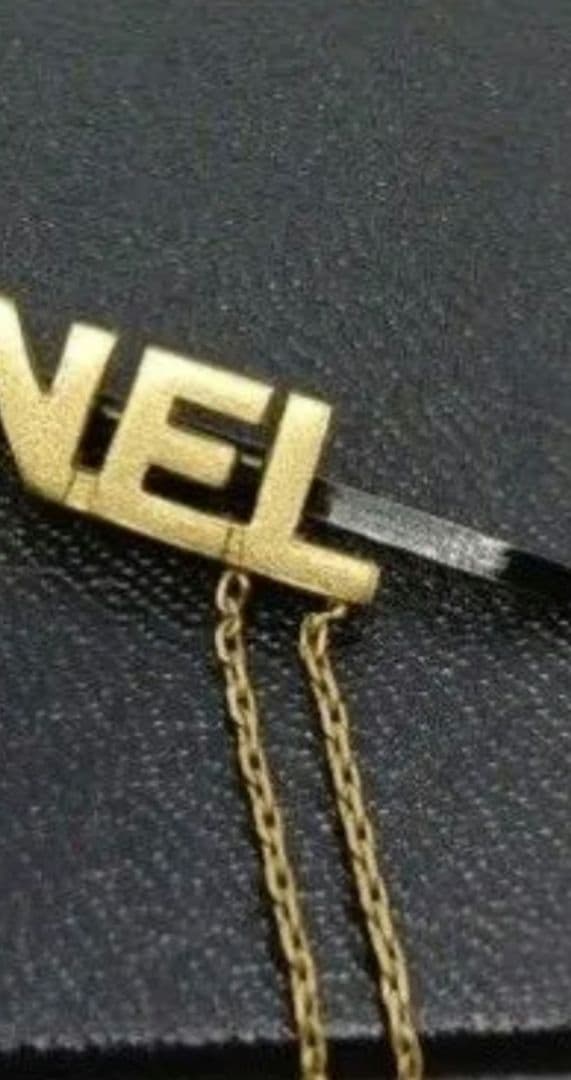 CHANEL ゴールド ヘアピン