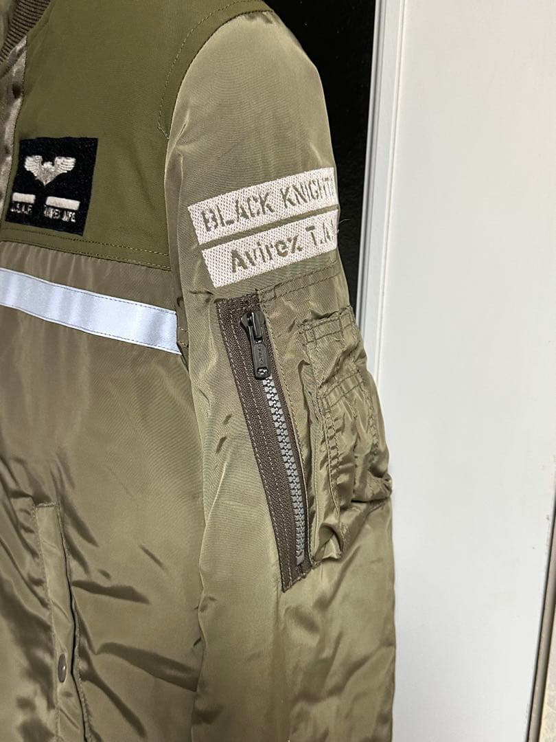 AVIREX MA-1 BLACK KNIGHTS Lサイズ　カーキ