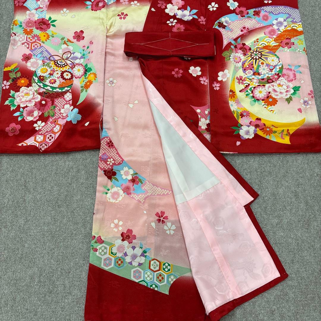 新品正絹産着（お祝着）最高級京友禅伝統多色染、豪華刺繍入り古典四季花鈴毬古典文