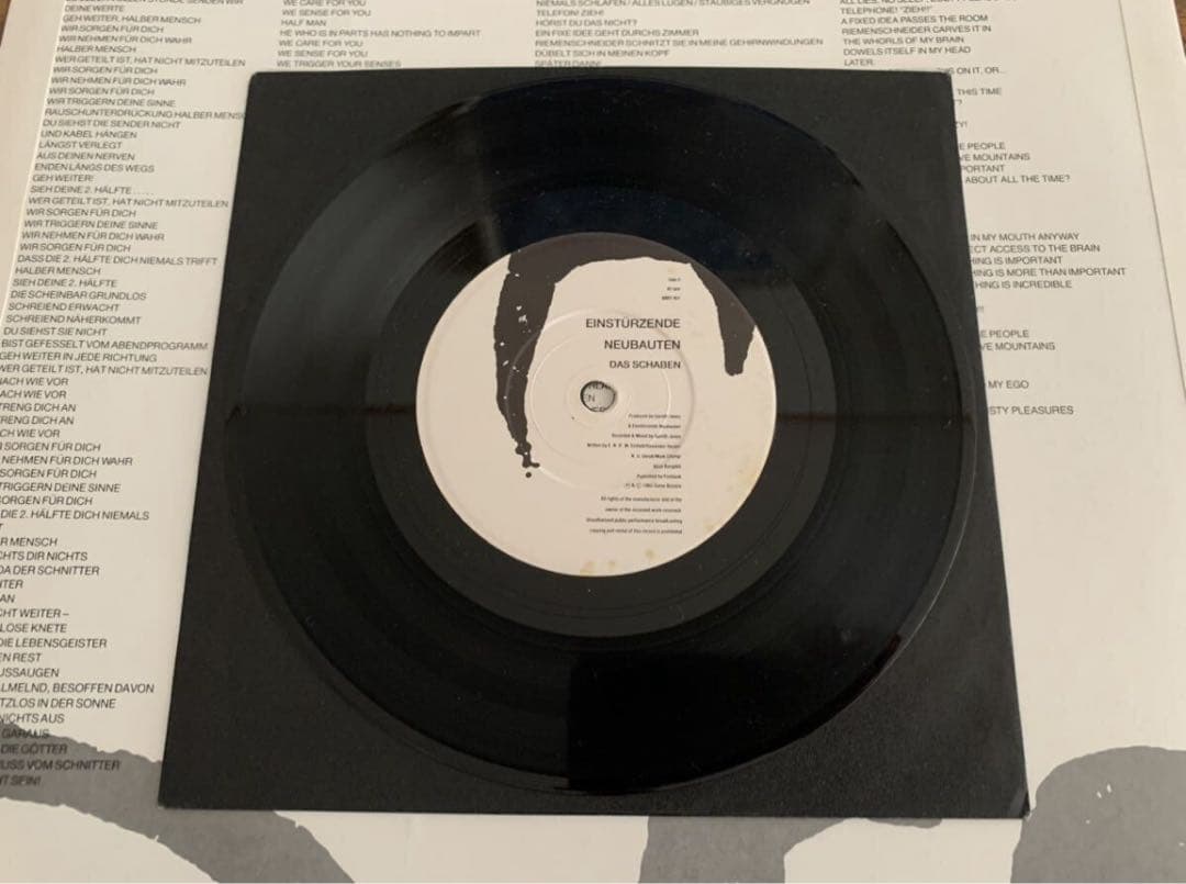 Einsturzende Neubauten 1/2 Mensch ノイバウテン