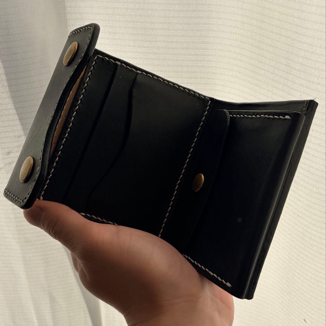 三つ折り財布　ミドル　ウォレット