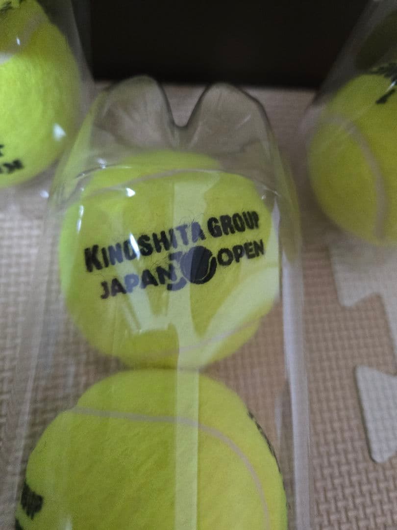 YONEX ツアープラチナム４球入り木下グループジャパンオープンロゴ入り