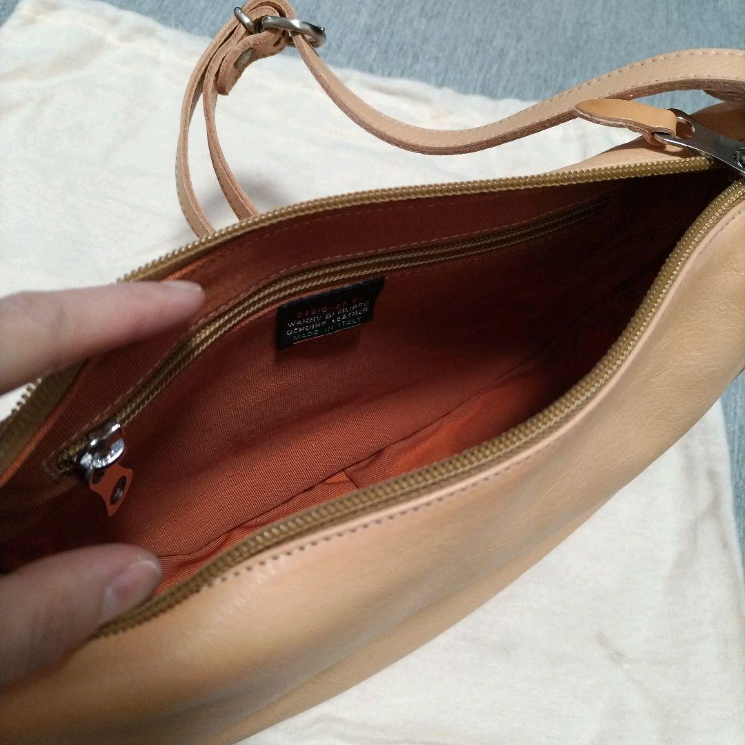 新品 イルビゾンテ 本革 レザー ショルダーバッグ カバン 三日月 ナチュラル