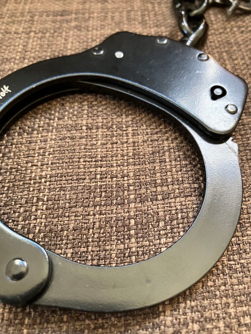 【本物】手錠 金属