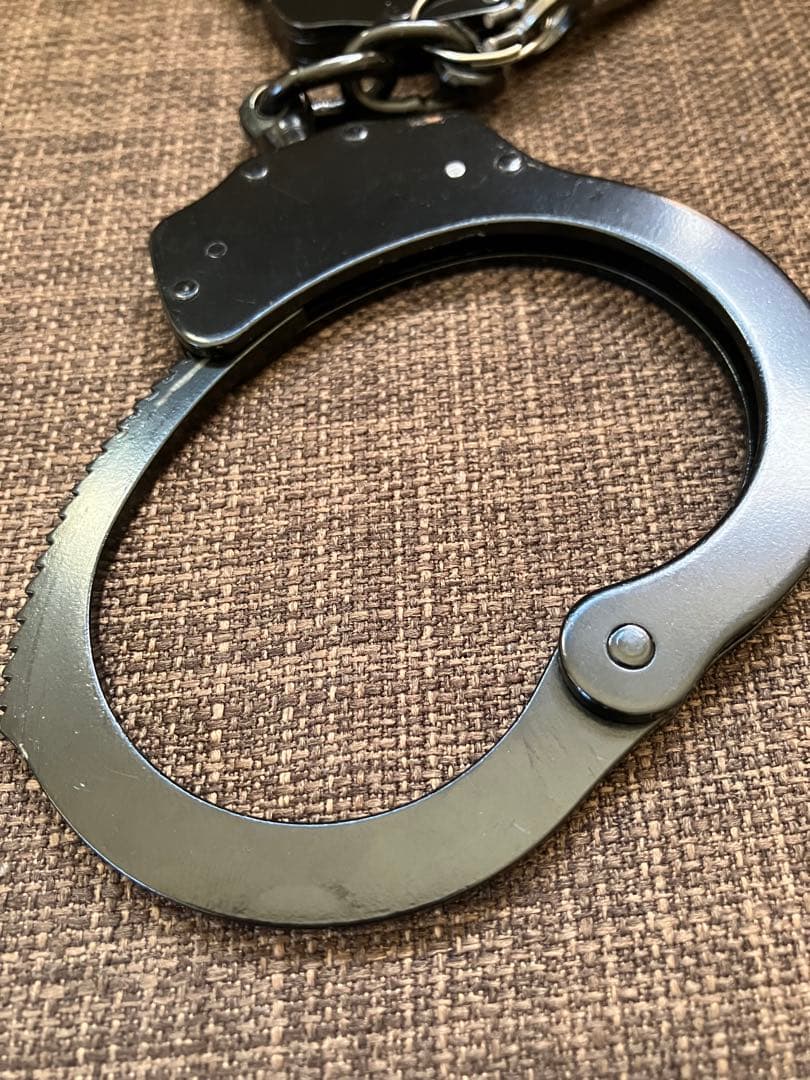 【本物】手錠 金属